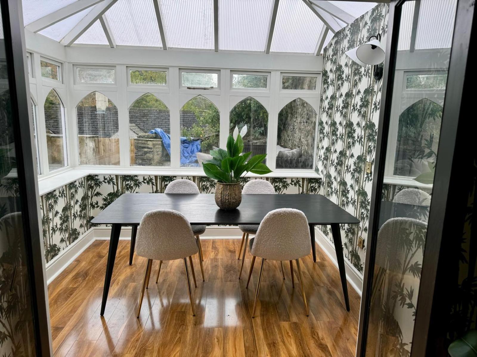 The Coach House On Love Lane - 3 Stunning Apartments In The Yorkshire Dales Leyburn Buitenkant foto